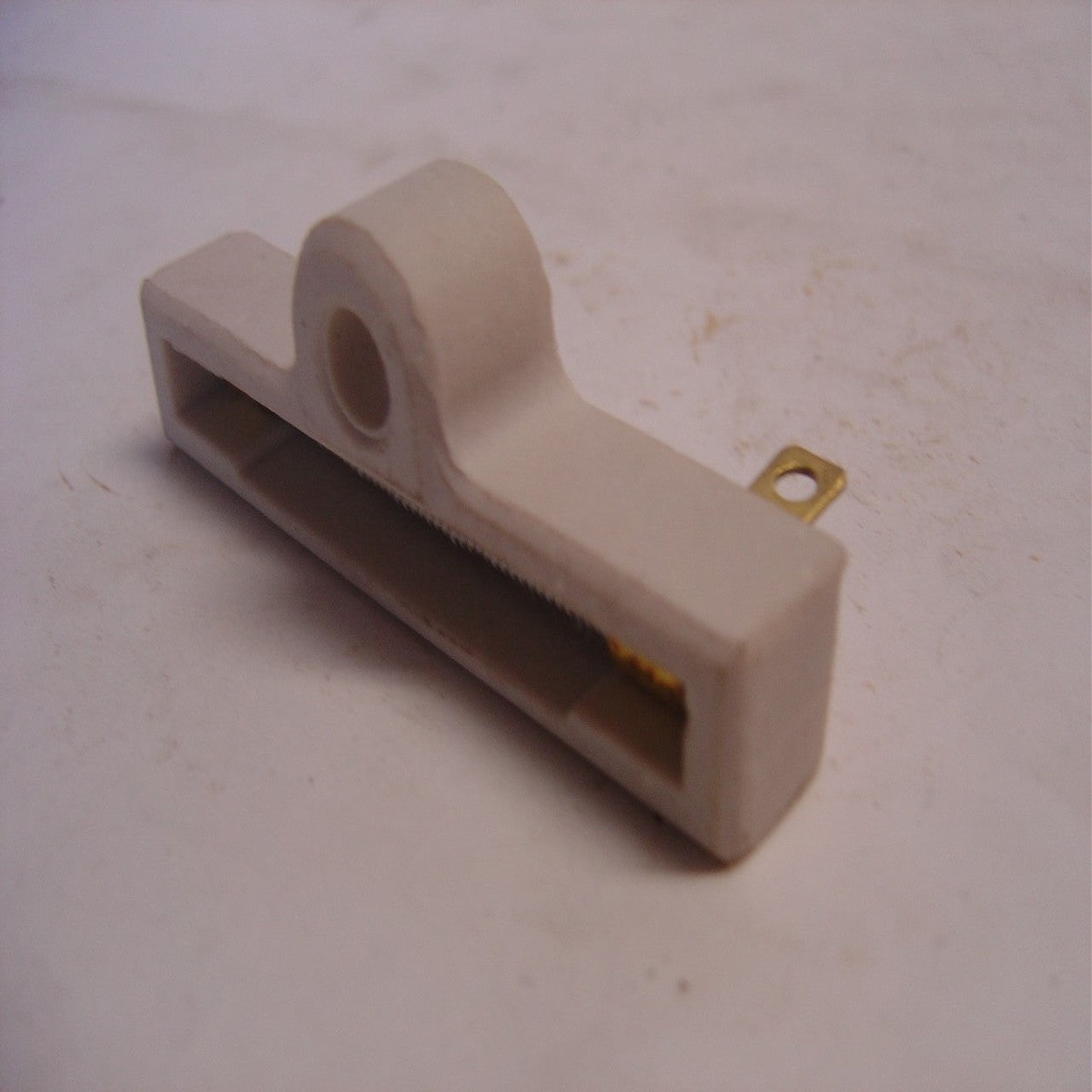 A-12005 Voltage resistor